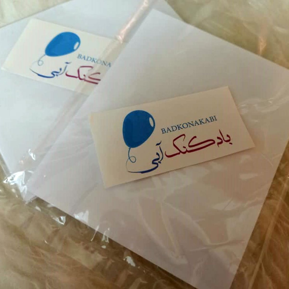 استیکر لپ تاپ بادکنک آبی مدل B6